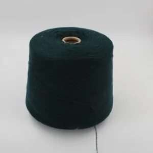 Yarn 2/28 100% Cashmere color dark green cones 550 gr