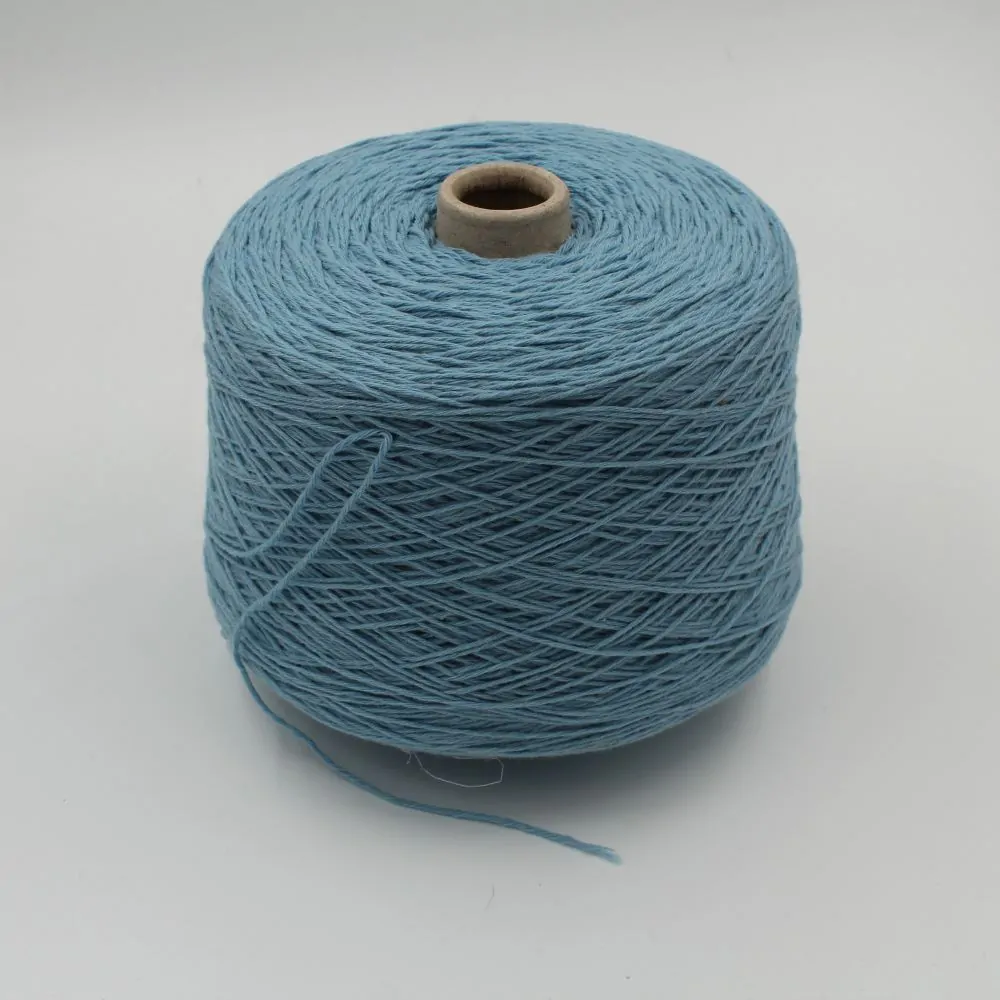 Filato cashmere 97% merinos 3% nm. 5/12 colore celeste rocche 460gr