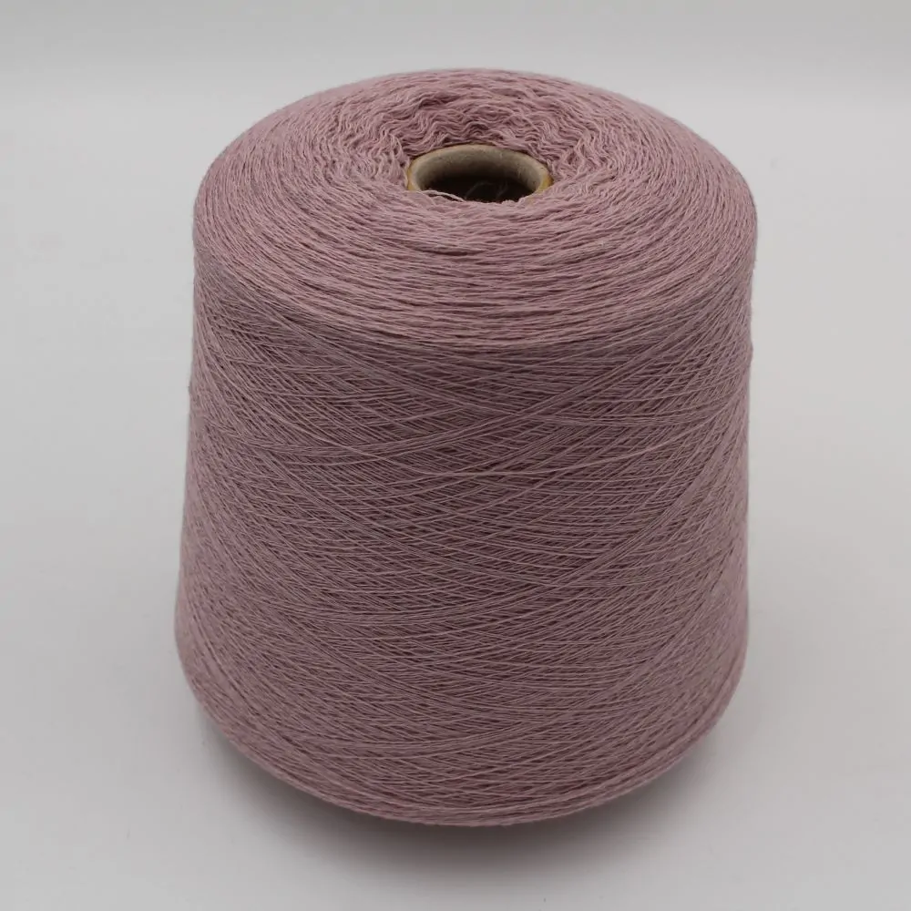 Filato da macchina 2/30 70% merino extrafine 30% cashmere colore rosa rocca 460 gr