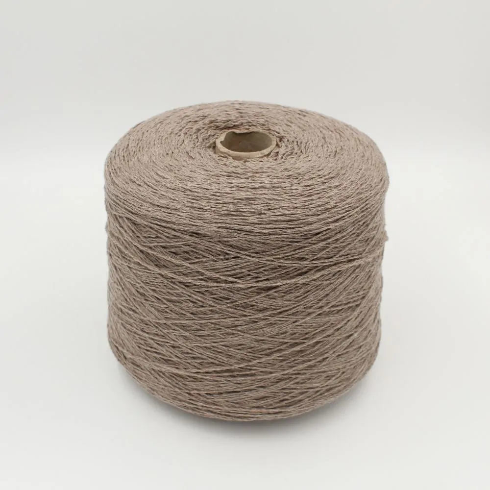 100% recycled cashmere yarn nm 3200 turtledove colour 500 gr cones