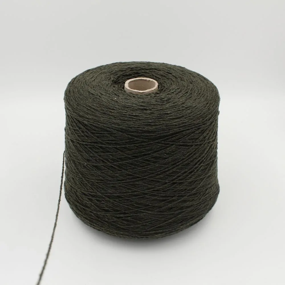 Filato cashmere riciclato 100% nm 3200 colore verde scuro rocche 500 gr