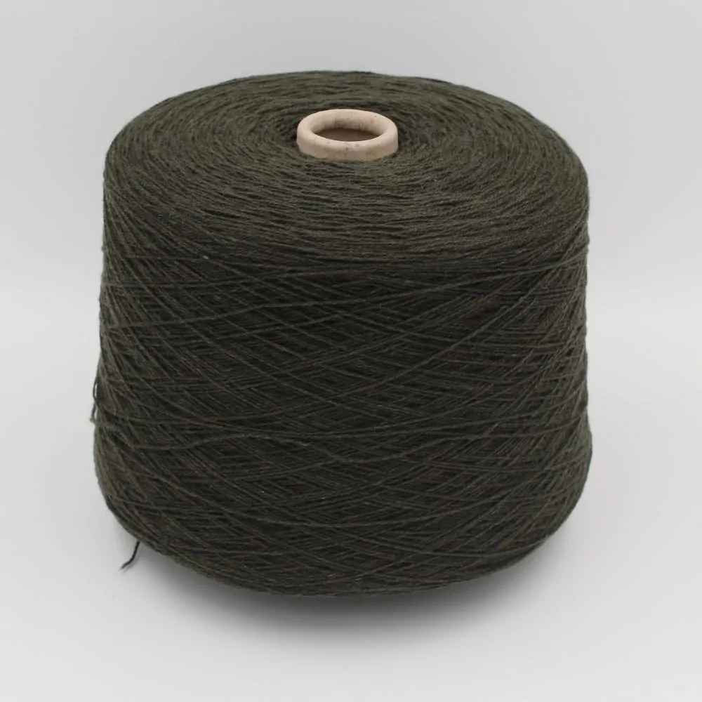 ALTER-ECO filato 97% cashmere 3% lana merino nm 2/12 colore verde scuro rocche 600 gr