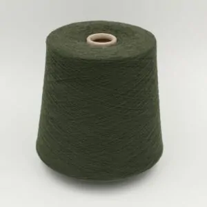Yarn 2/28 100% Cashmere color green cones 520 gr