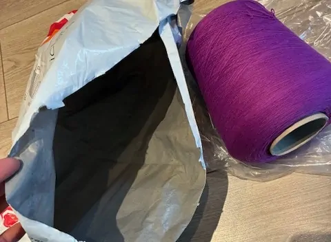 Courier pickups and deliveries: how they really work (and what to do if your package arrives damaged)