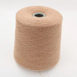 Yarn 80% Merinos 10% Cashmere 10% Seta nm. 2/28 color light beige cones 790gr