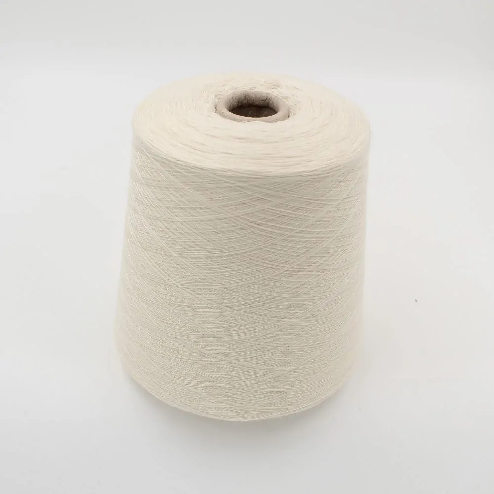 Filato Cashmere 100% nm. 2/50 colore bianco rocche 540 gr