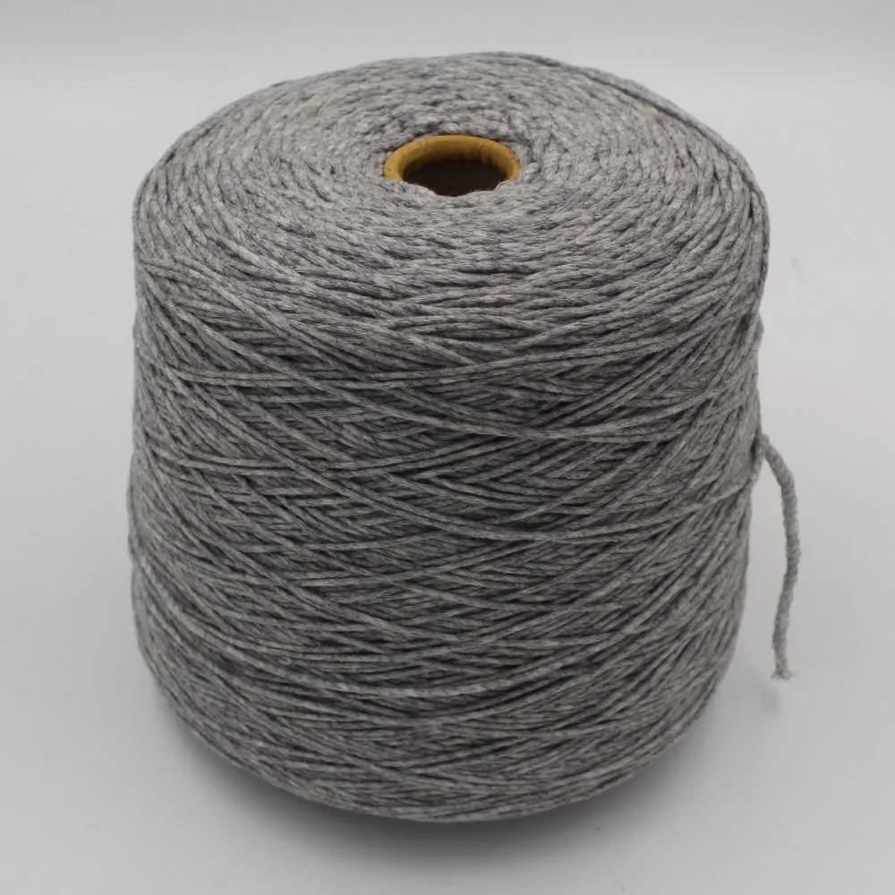 BIGOLO 37% cashmere 37% merinos extrafine 26% PAR nm. 1820 colore grigio chiaro rocche 540gr