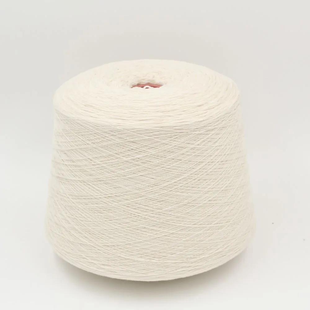 Filato Nm. 2/25 70% merino extrafine 30% cashmere colore bianco naturale rocca 550gr