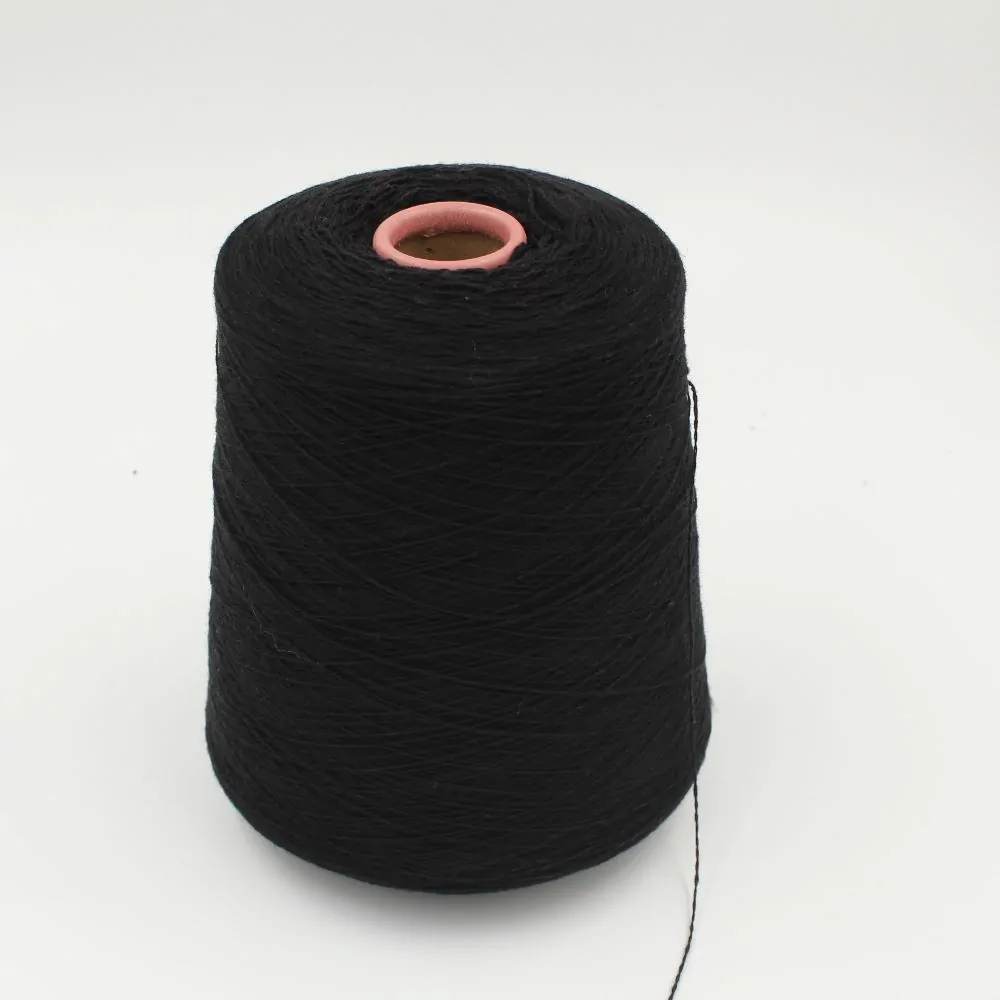 Filato Nm. 2/28 70% merino extrafine 30% cashmere colore nero rocca 590gr