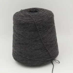Filato 100% Cashmere Riciclato Trattato nm 3250 colore grigio scuro rocche 720gr