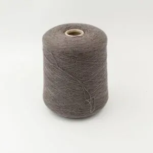 Filato 2/27 100% Cashmere colore torbato rocche 510 gr